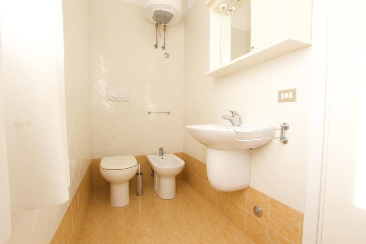 Bagni Miramare - Home Immobiliare Jesolo Exteriör bild