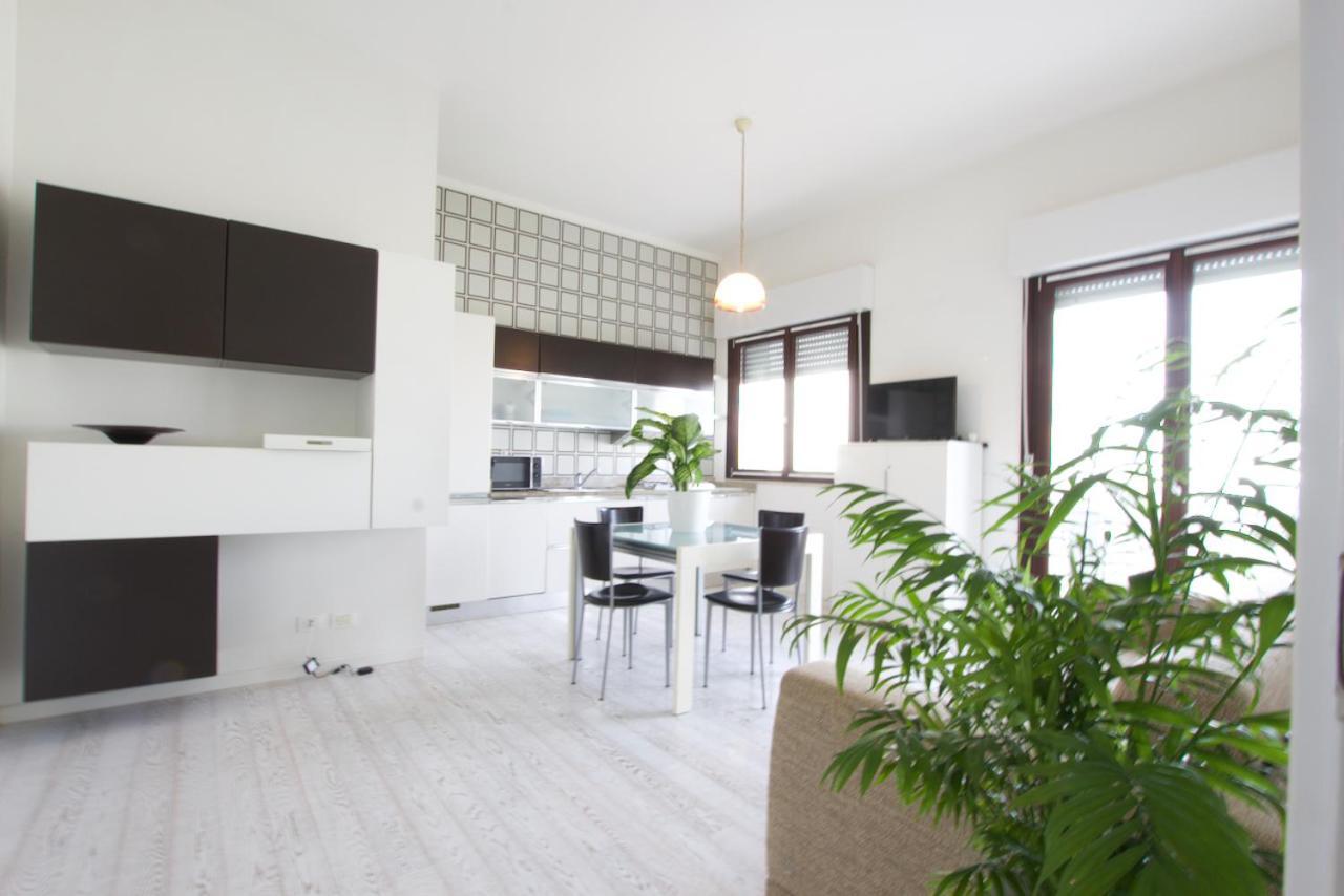 Bagni Miramare - Home Immobiliare Jesolo Exteriör bild