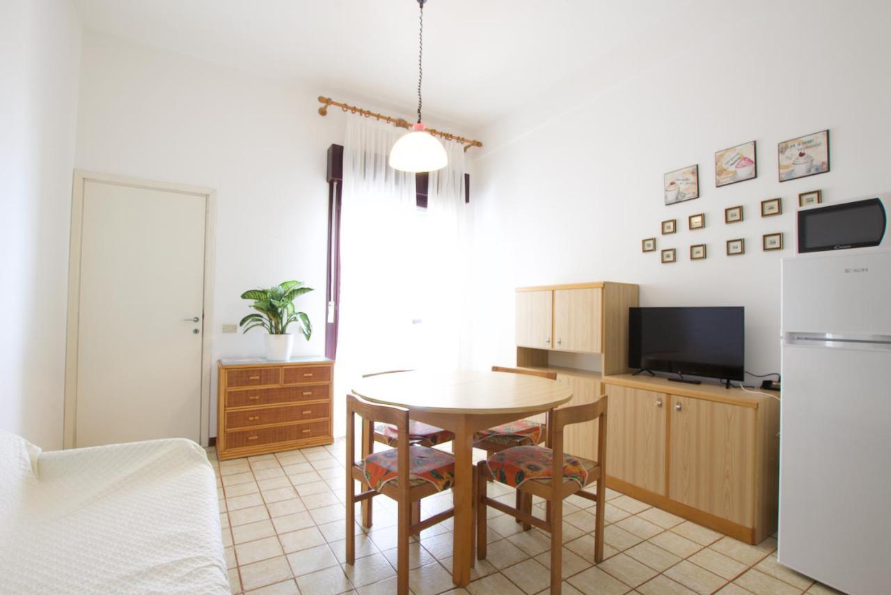 Bagni Miramare - Home Immobiliare Jesolo Exteriör bild