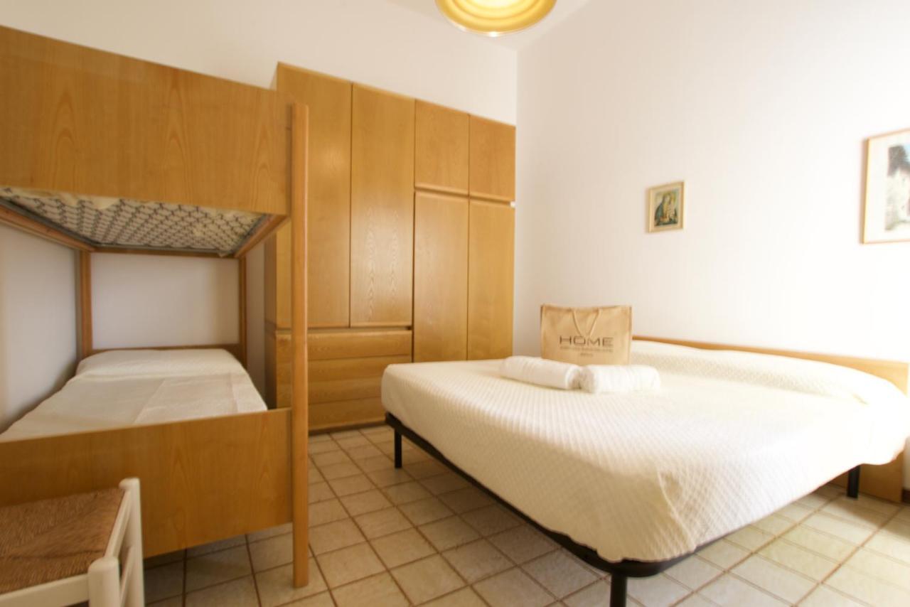 Bagni Miramare - Home Immobiliare Jesolo Exteriör bild