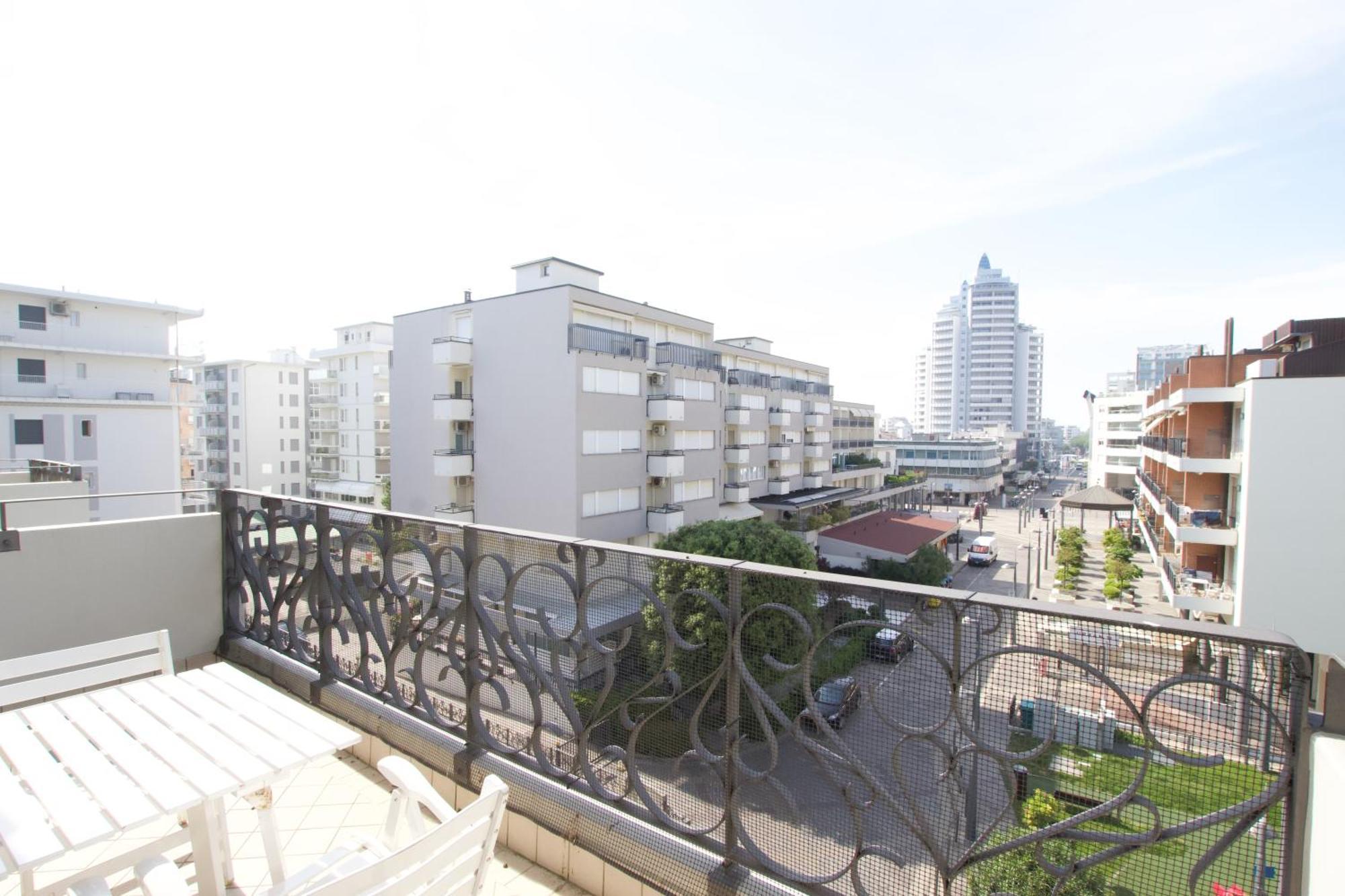 Bagni Miramare - Home Immobiliare Jesolo Exteriör bild